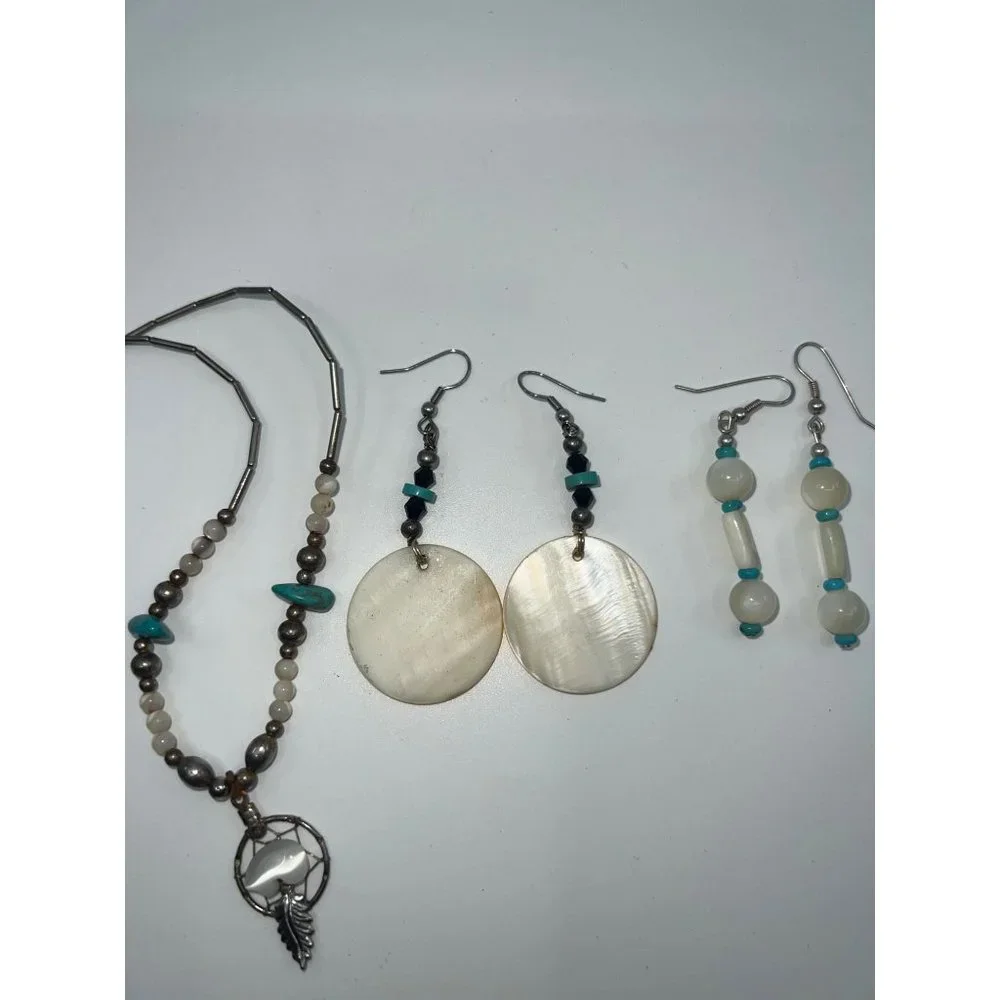 Native American Beaded Earring Set of 2 With Necklace